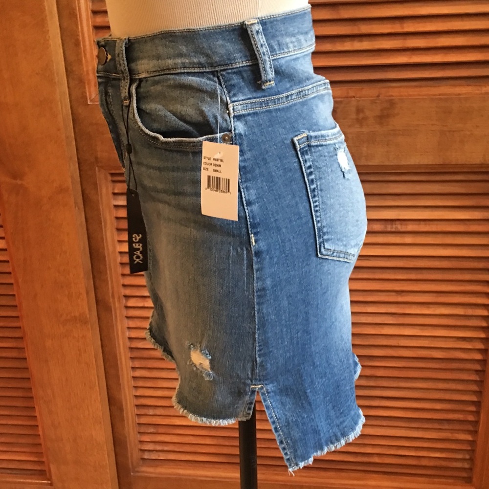 FINAL🔥NWT🔥 stretch distressed denim frayed skirt - Picture 4 of 8